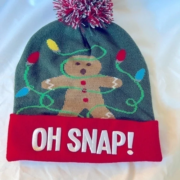 Holiday Christmas skull cap. OH SNAP. Red and Green - Picture 1 of 2